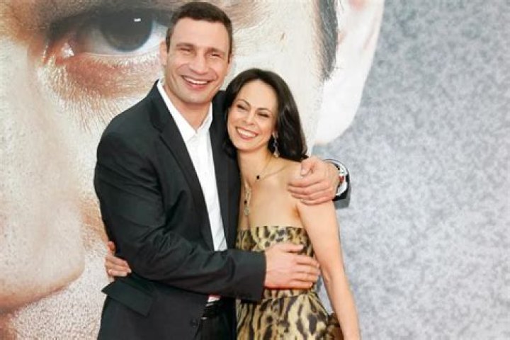 Aleksandra Klitschko Viewing Gallery