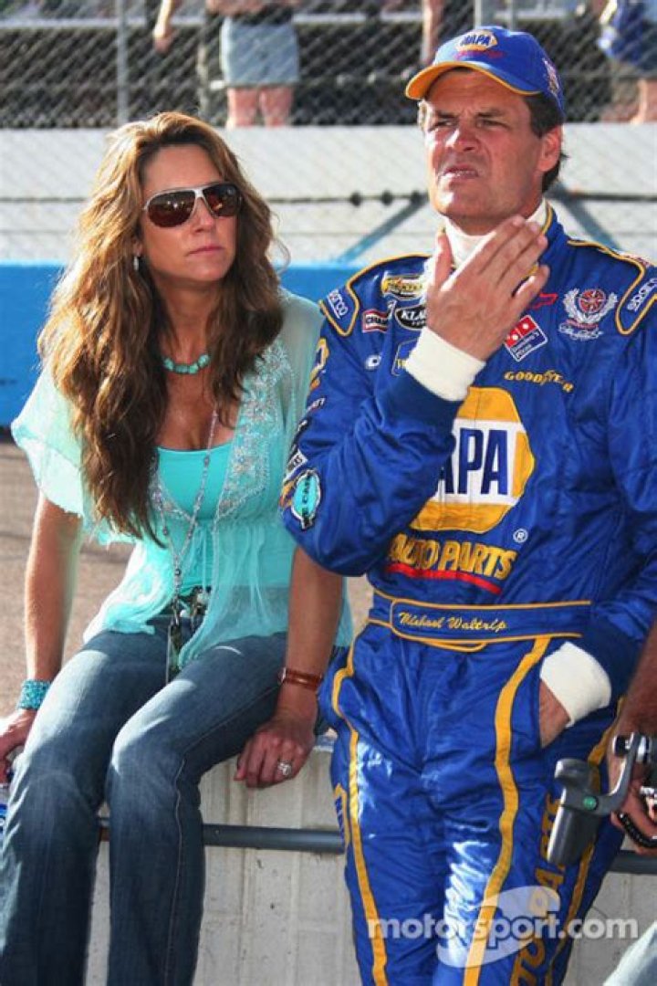 Buffy Waltrip's Birthday Celebration HappyBday.to