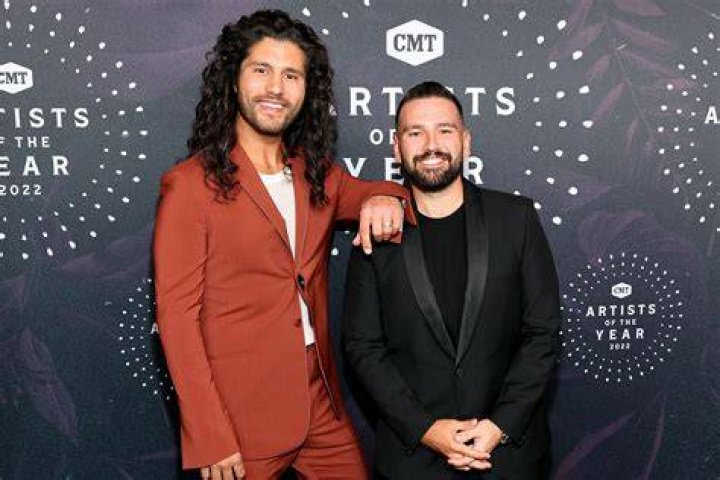 Dan + Shay's Debut 'Where It All Began' Debuts at No. 1