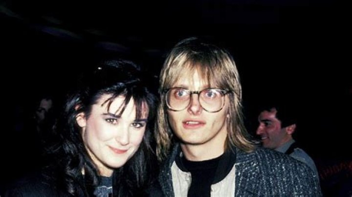 Demi Moore confiesa infidelidad a su primer esposo justo un d&iacute;a antes