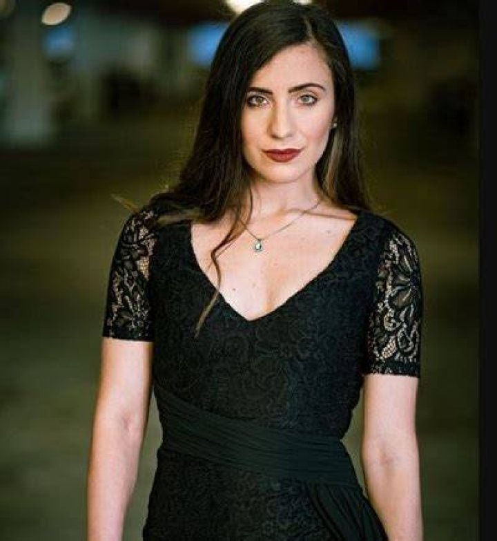 Eliana Ghen (Actress) Wiki, Biography, Age, Boyfriends, Family, Facts