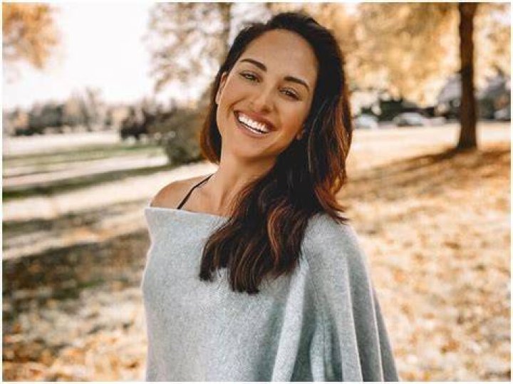 Emily Compagno Bio, Age, Net Worth, Height, Married, Nationality