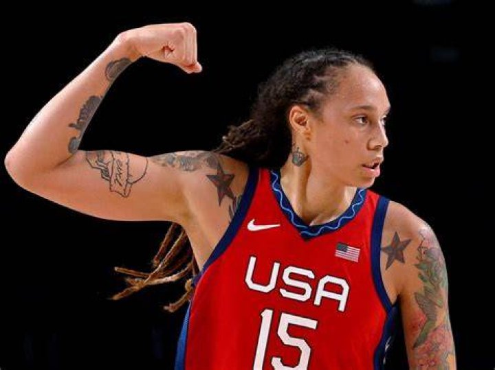 Female Basketball Stars: Introducing The Griner Twins