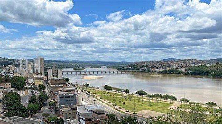 FileVista parcial de Lagos.jpg Wikimedia Commons