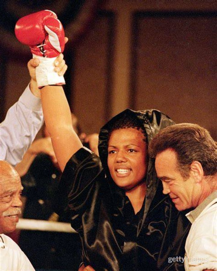 Freeda Foreman, 42, daughter of boxing great Foreman, found dead