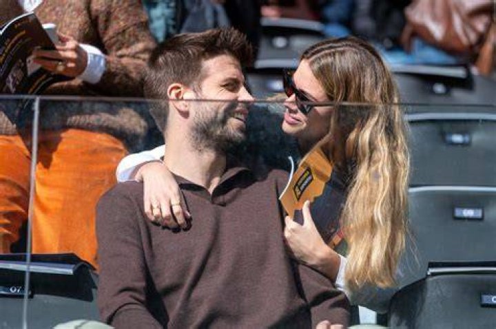 Gerard Piqu&eacute; and girlfriend Clara Chia Marti 'awkward' as they attend