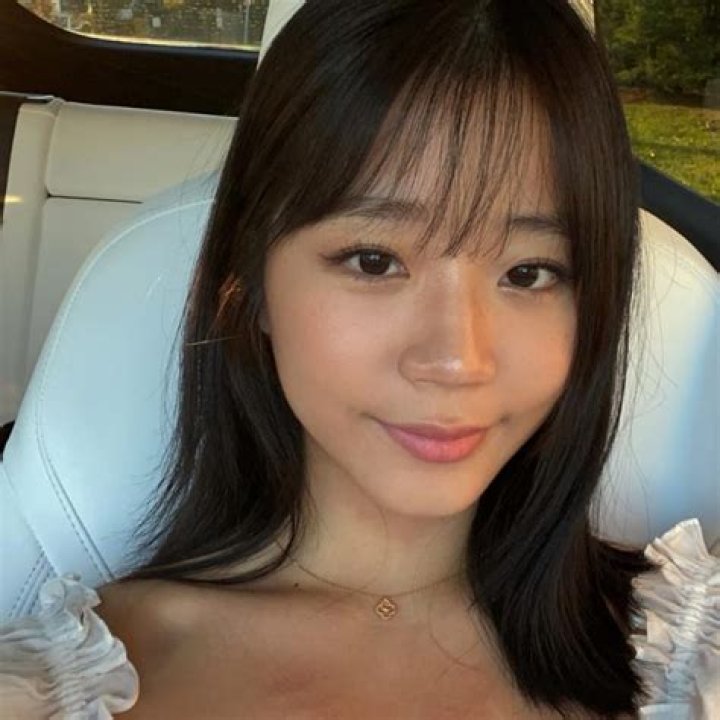HJ Evelyn Profile and Facts (Updated!) Kpop Profiles
