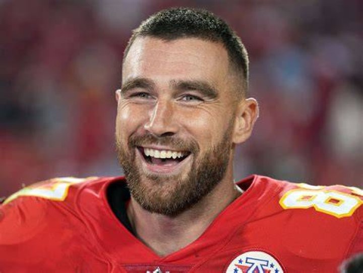 How Old Is Travis Kelce's Girlfriend Kayla Nicole?