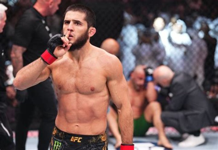 Islam Makhachev Height, Age, Weight, Titles Sportsmen Height
