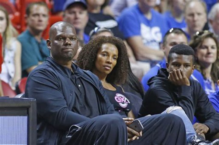Jamal Mashburn Jr. wants to follow in father's footsteps, puts on a