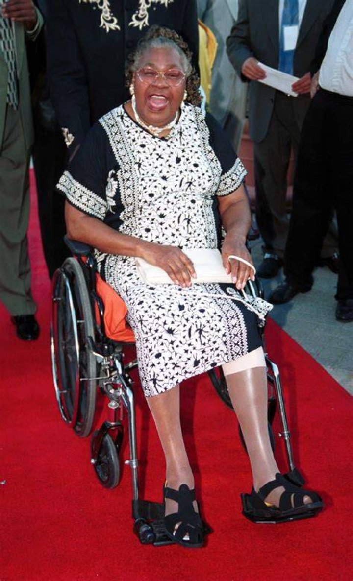 LaWanda Page Net Worth, Bio, Height, Family, Age, Weight, Wiki 2024