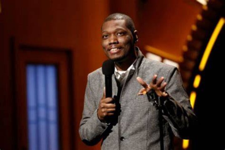 Michael Che net worth 2023, biography, age, wife, children, height