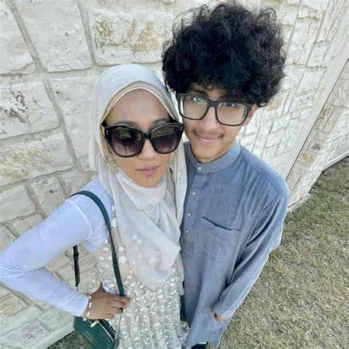 Nouman Ali Khan Wife Valerie De Leon Relationship And Family