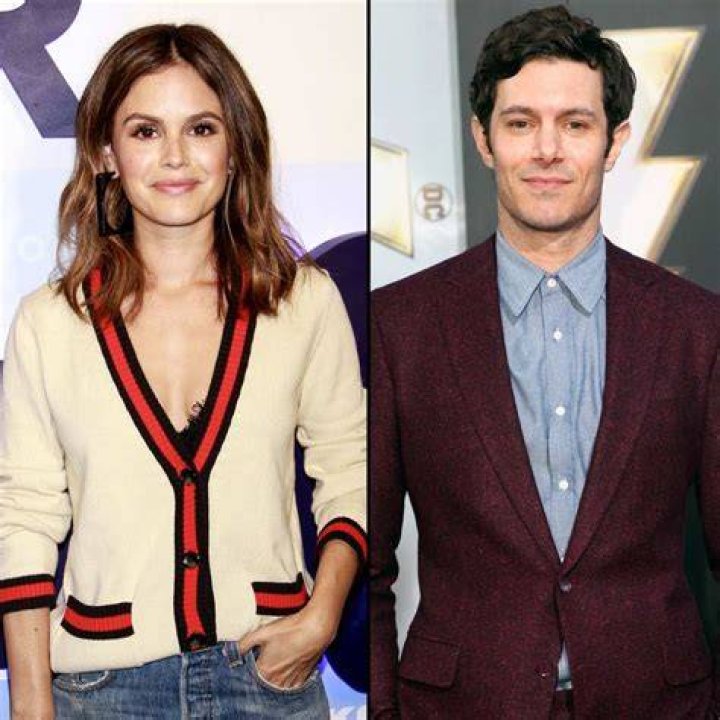 Rachel Bilson and Adam Brody Is There a TV Costar Curse? 30 Couples