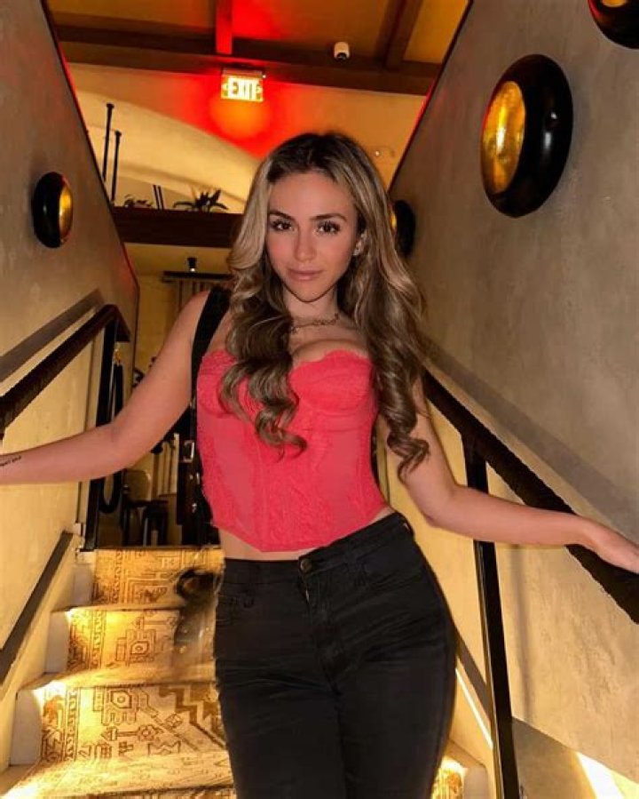 Rachel Weaver's Exclusive Content On OnlyFans: A Must-See!