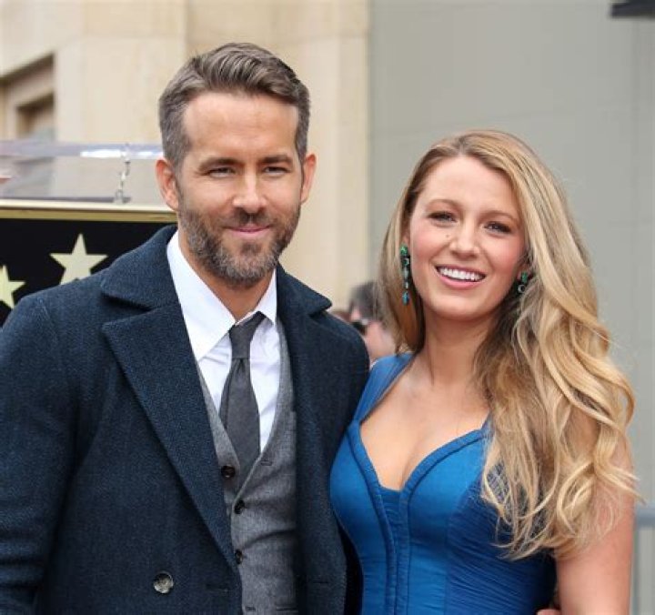 Ryan Reynolds 2024 Wife, net worth, tattoos, smoking & body facts Taddlr