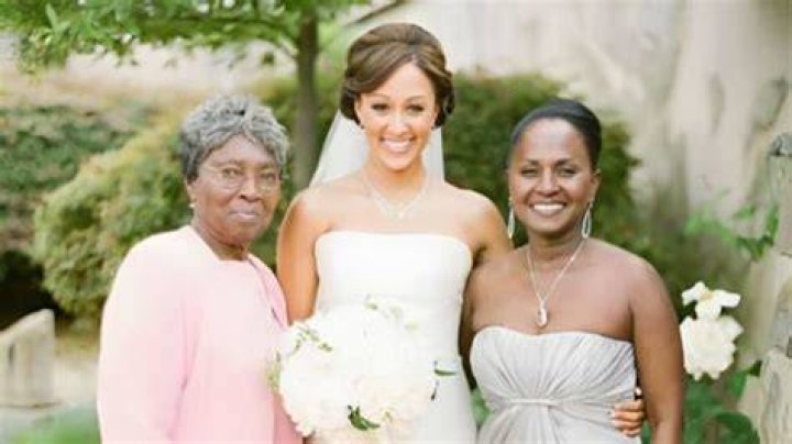 Tamera Mowry, Darlene Mowry and Tia Mowry Black celebrities, Tia