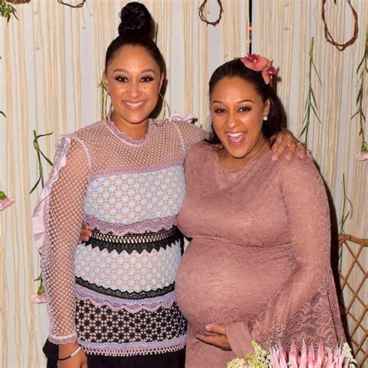 Tamera Mowry Supports 'Strong' Sister Tia amid Divorce News
