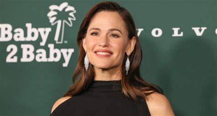 The Ultimate Guide To Jennifer Garner's Movies And TV Shows