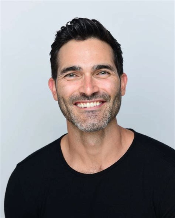 Tyler Hoechlin *drools* Tyler hoechlin shirtless, Tyler hoechlin