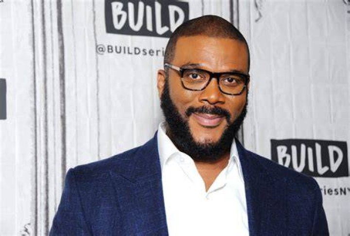 Tyler Perry Net Worth He Owns A Gulfstream III Private Jet Cost 125