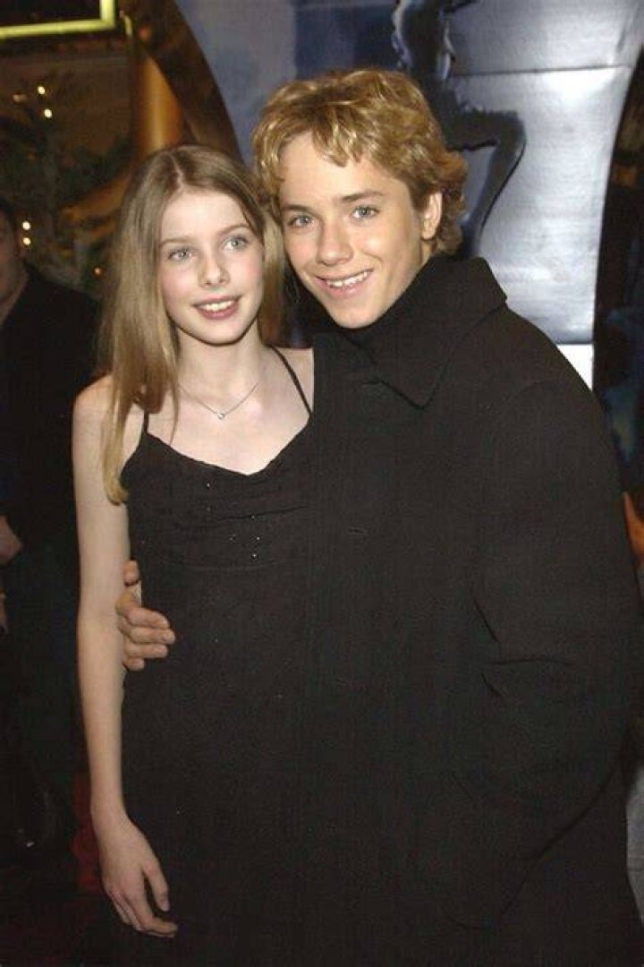Unveiling The Enchanting World Of Jeremy Sumpter And Rachel Hurd-Wood