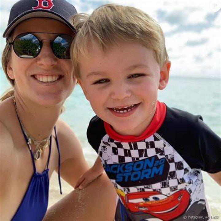 Victoria Azarenka avec son fils Leo le 18 novembre 2019. Purepeople