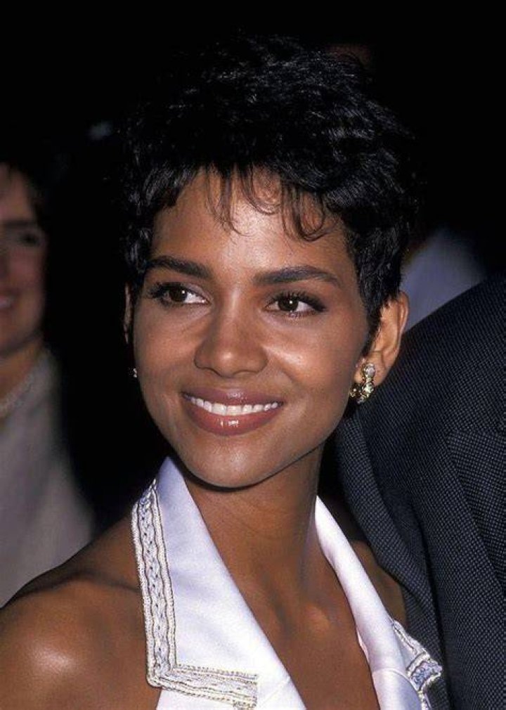 Was Halle Berry REALLY In New Jack City? [ANSWER]
