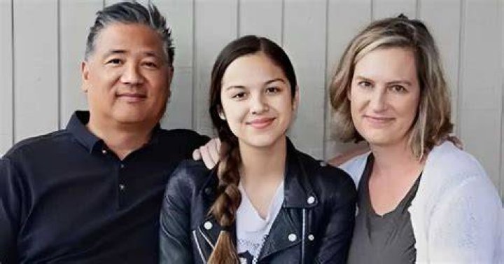 Who Are Olivia Rodrigo Parents Jennifer And Chris Rodrigo? Family